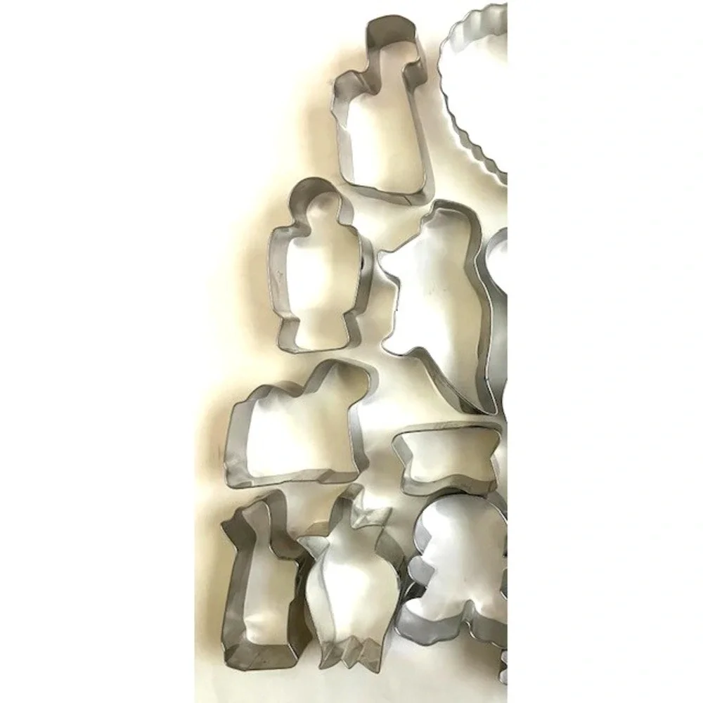Vintage Large Lot of 21 All Occasion Metal Cookie Cutters Assorted Shapes Sizes